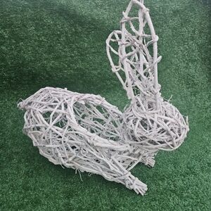 Vintage Wicker White Rattan Woven Bunny Basket Planter Farmhouse Easter